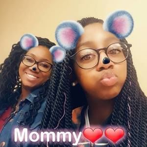 Meet your Posher, Lenisha